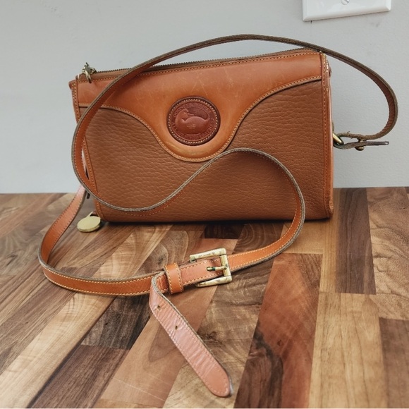 Vintage Dooney & Bourke All Weather Leather Organizer Bag – Saddle Tan‎ / USA - Picture 3 of 12